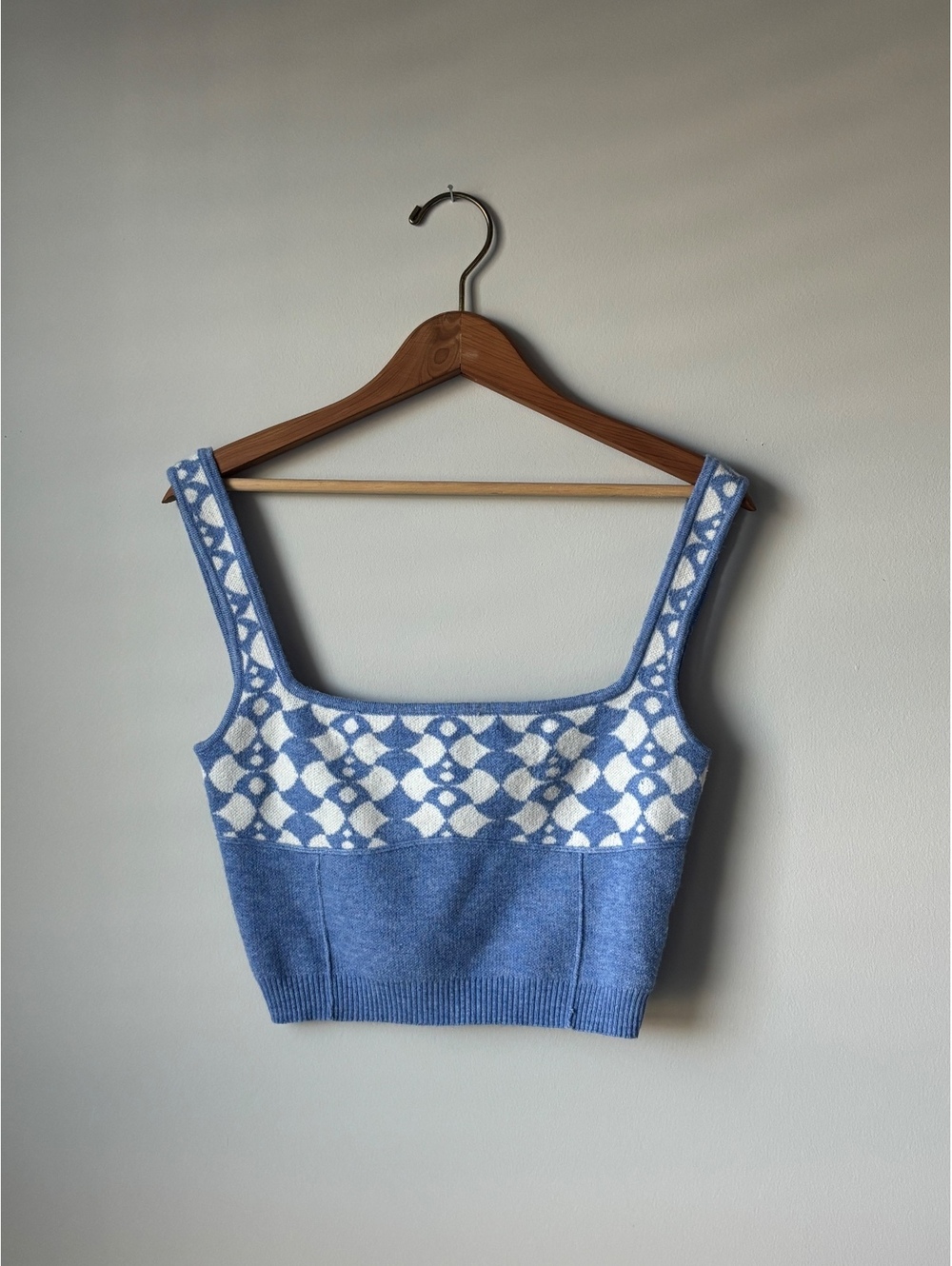 Princess Polly Blue White Geometric Jacquard Knit Square Neck Crop Tank Top S/M
